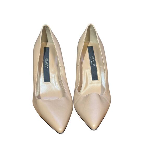 Via spiga pumps on good condtion size 8.5 - Picture 1 of 7